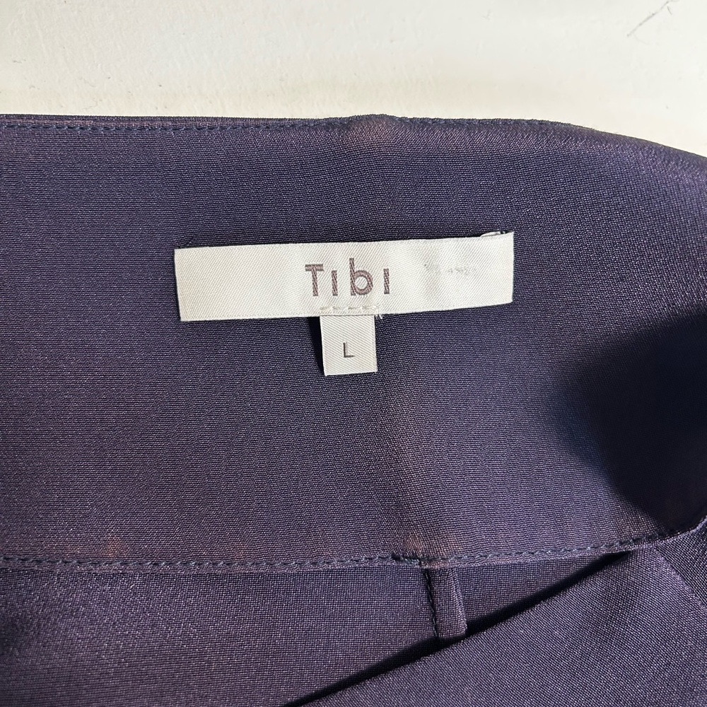 TIBI navy blue 100% silk cold shoulder blouse with adjustable shoulder straps - Picture 5 of 8